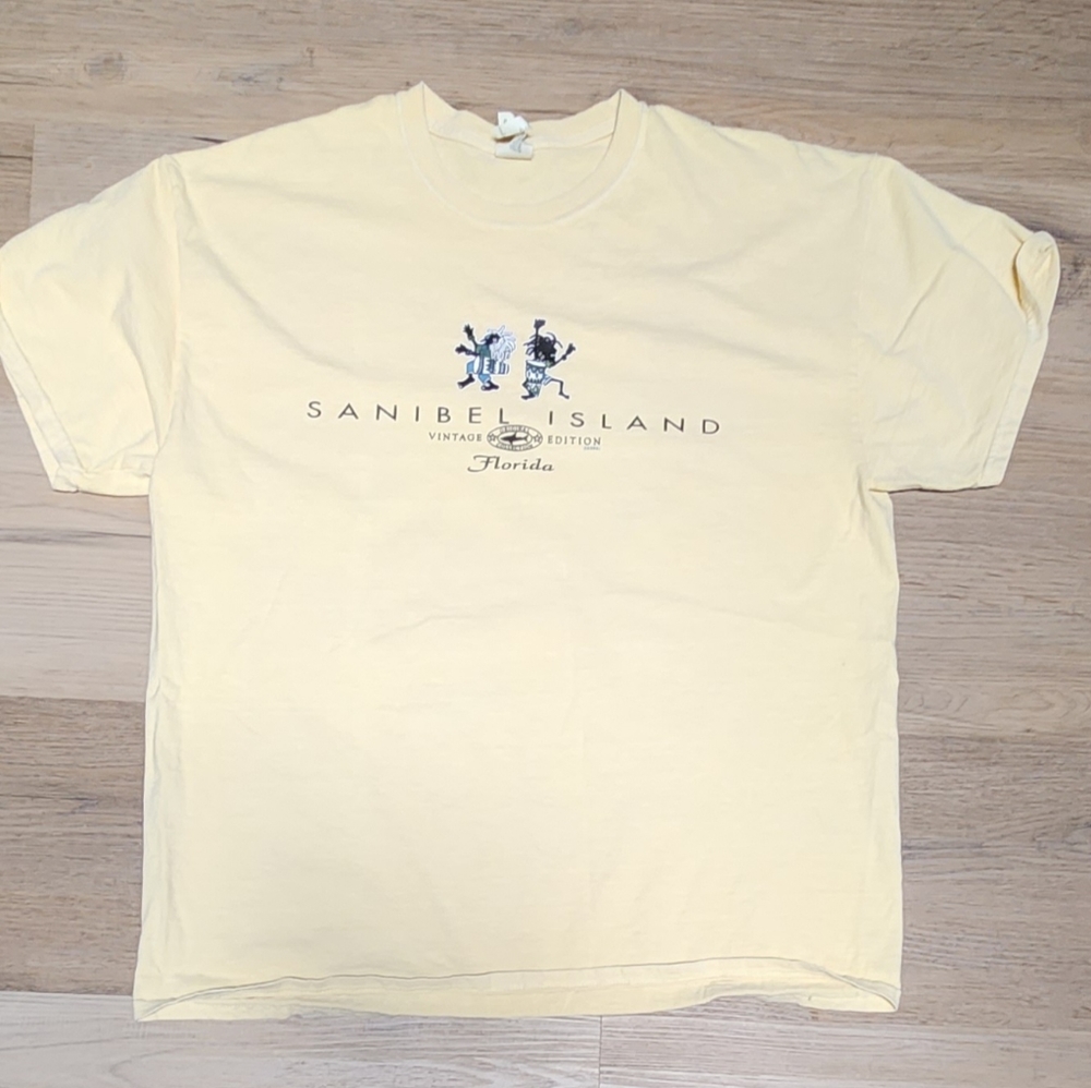Sanibel Island Yellow Tee sz XL (BIN A)